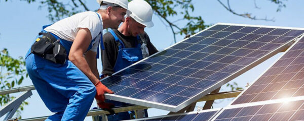 Faire appel à un spécialiste de l'énergie solaire thermique pour des travaux de rénovation